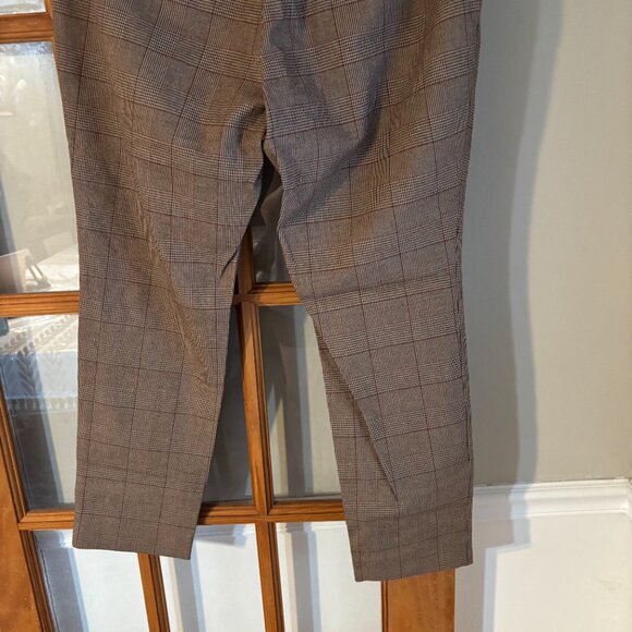 Banana Republic Women Sloan Curvy Fit SZ: 14 Brown/Camel plaid - Picture 8 of 13